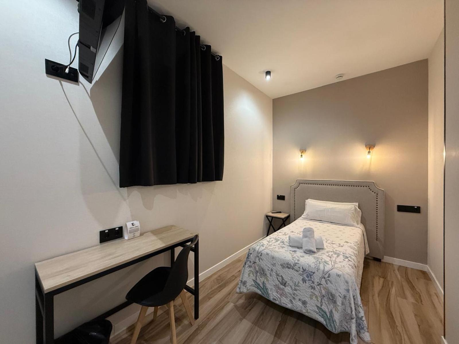 Cc Opera Suites Μαδρίτη Εξωτερικό φωτογραφία