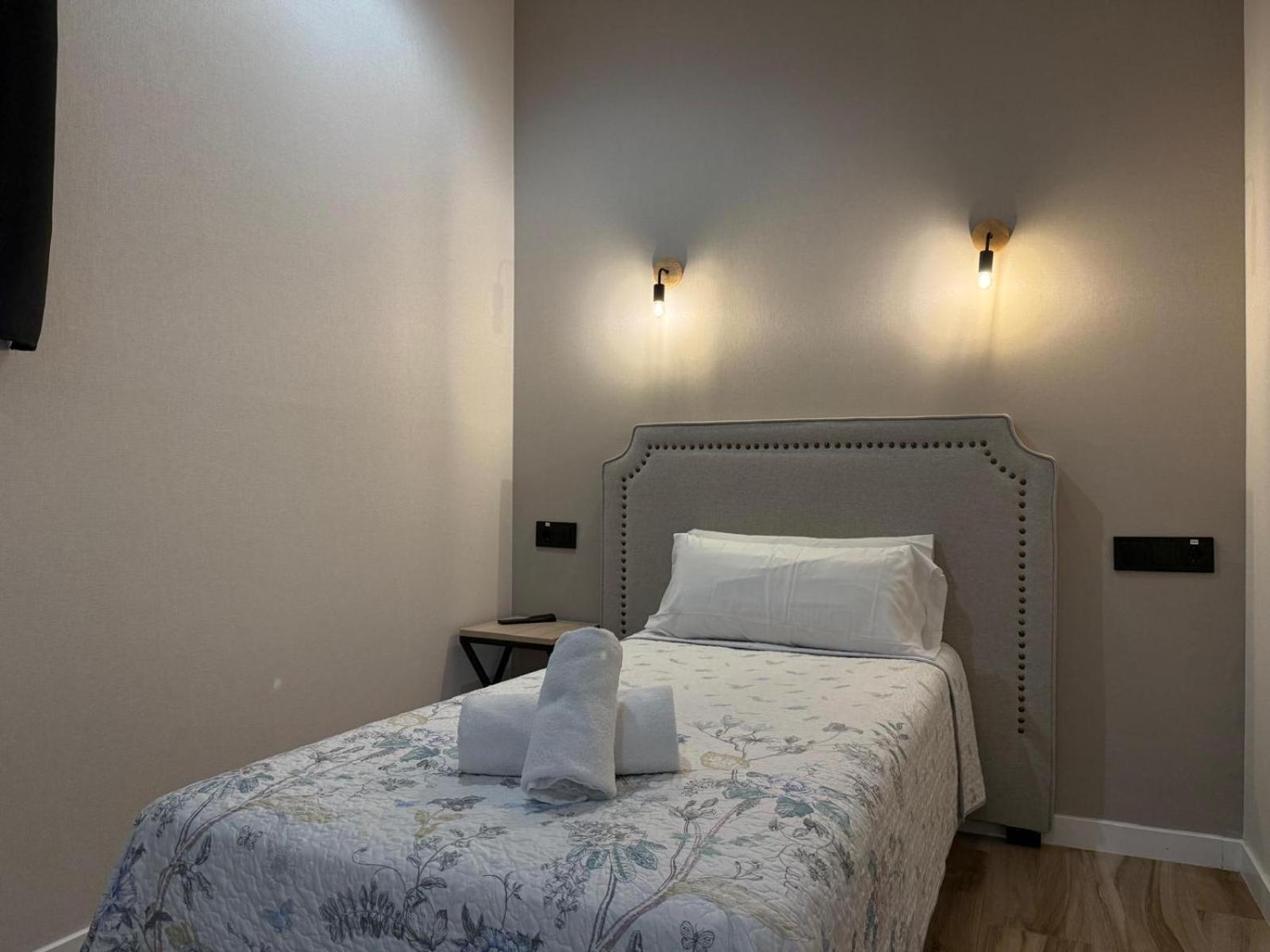 Cc Opera Suites Μαδρίτη Εξωτερικό φωτογραφία