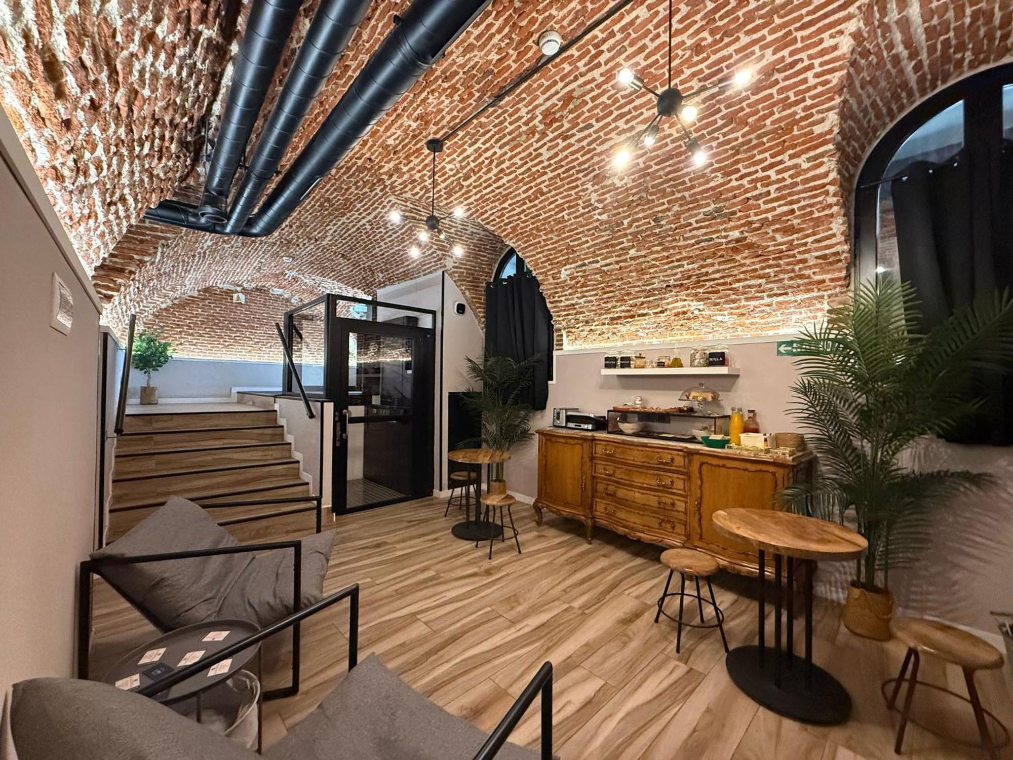 Cc Opera Suites Μαδρίτη Εξωτερικό φωτογραφία