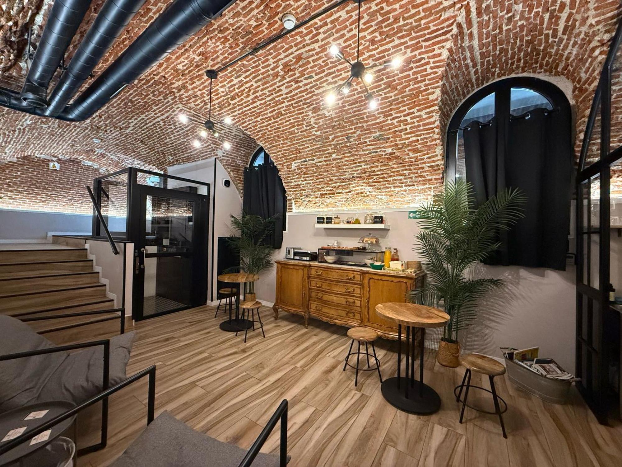 Cc Opera Suites Μαδρίτη Εξωτερικό φωτογραφία